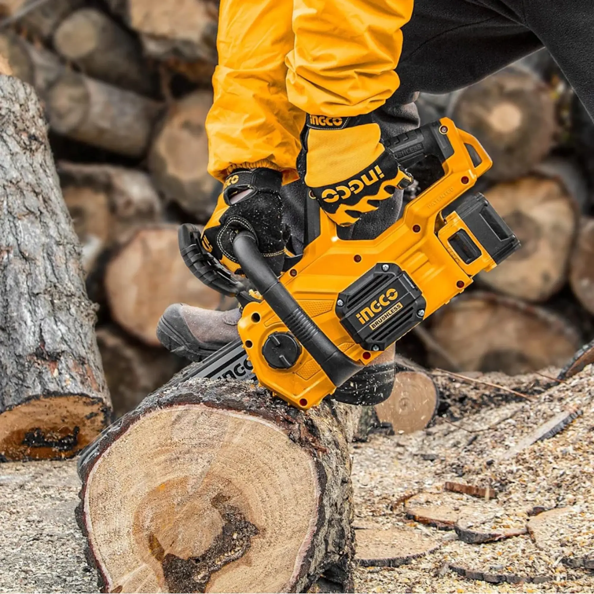 Пила цепная аккумуляторная Ingco CGSLI20851