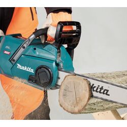 Аккумуляторная цепная пила Makita UC016GT101 Thumb