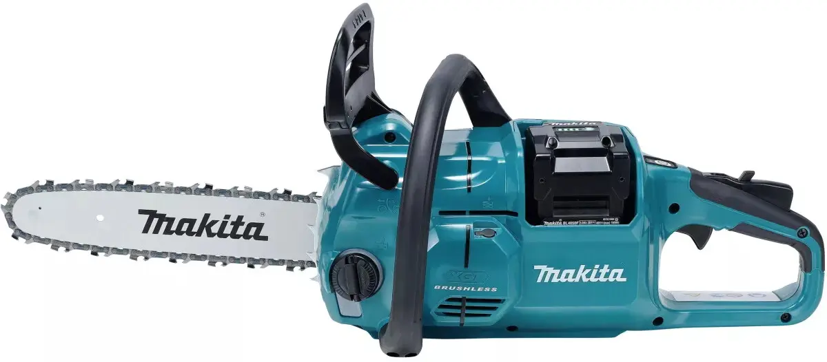 Fierastrau cu lant cu acumulator Makita UC026GZ