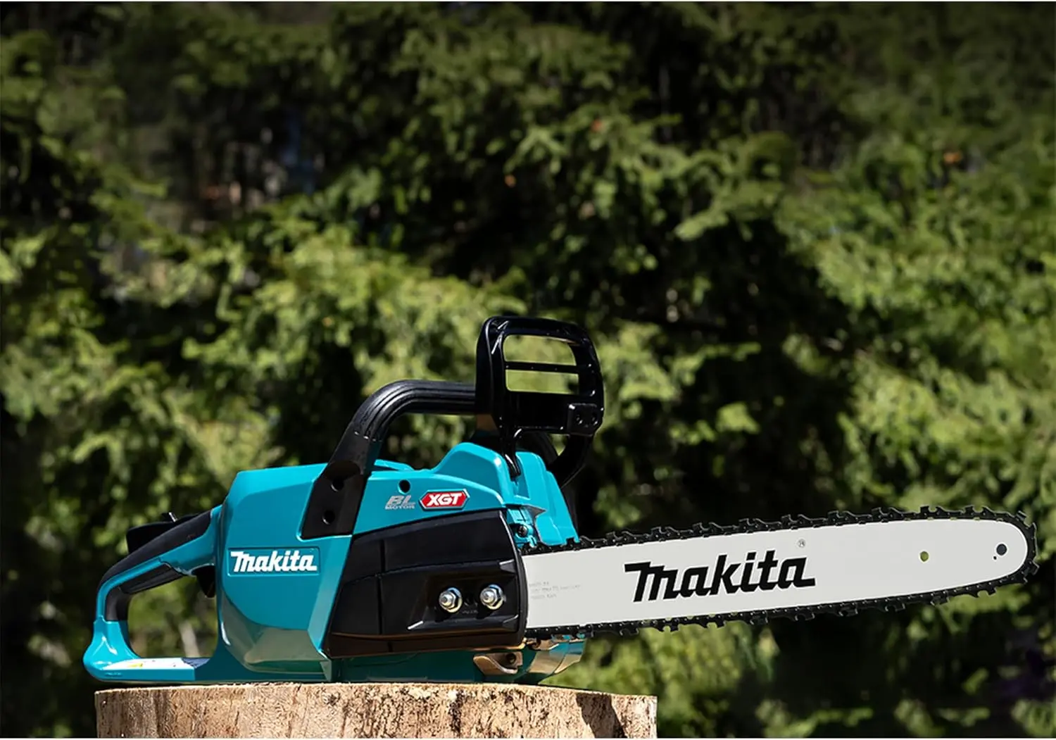 Fierastrau cu lant cu acumulator Makita UC026GZ