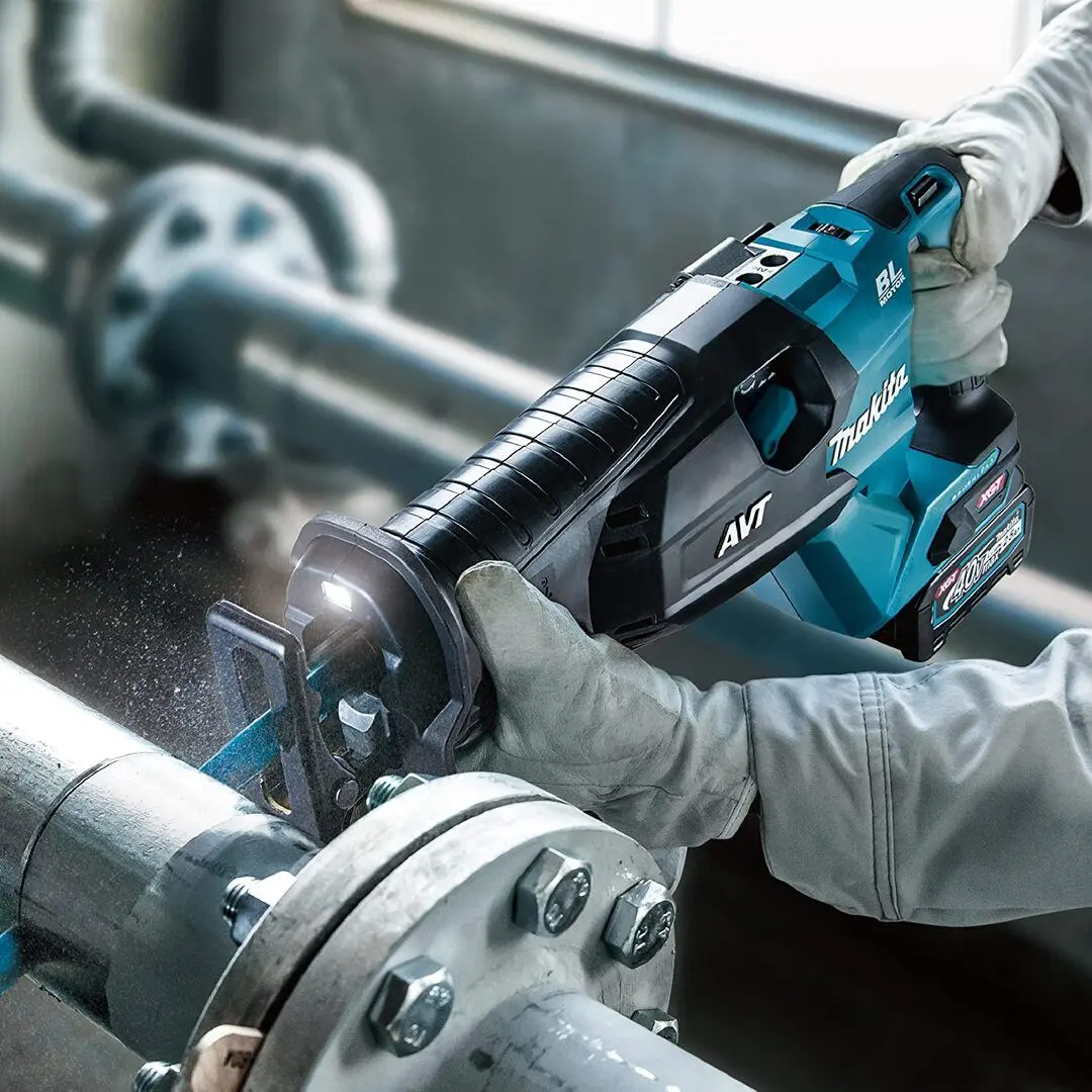 Ferastrau sabie cu acumulator Makita JR002GZ Solo