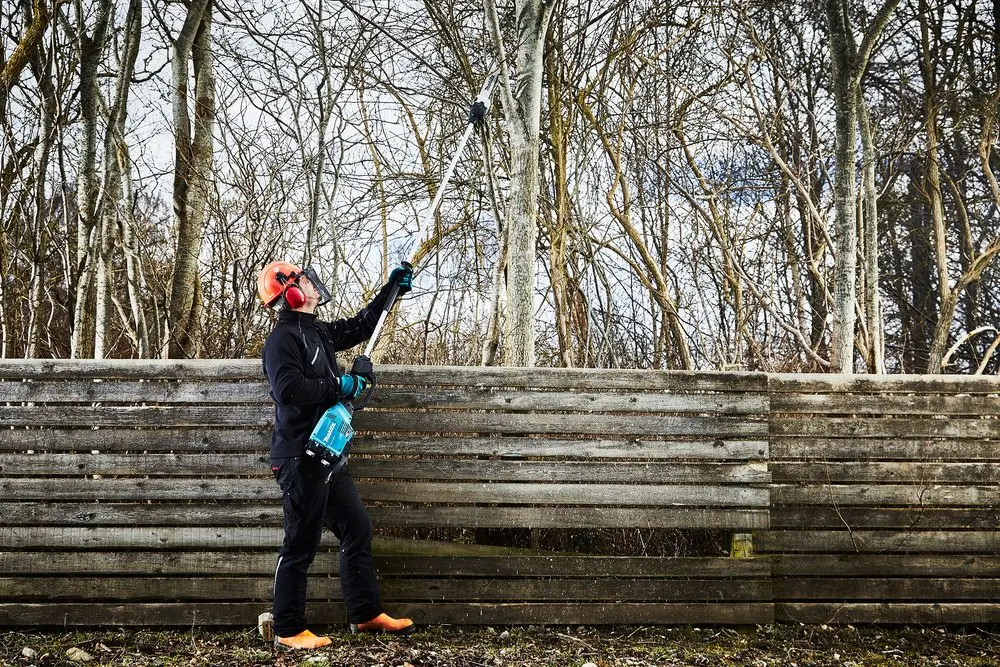 Пила аккумуляторная телескопическая Makita DUA300Z (Solo) - 3