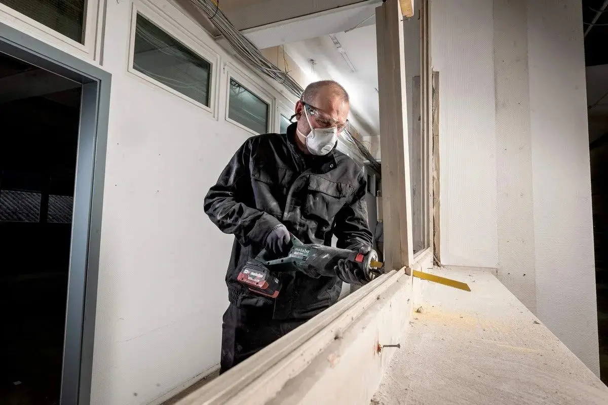 Аккумуляторная сабельная пила Metabo SSE 18 LTX BL + Li-Power 5.2Ahx2 Set - 3