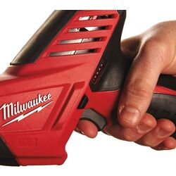 Ferestrau cu sabie cu acumulator Milwaukee C12 HZ-202C (Black/Red) Thumb