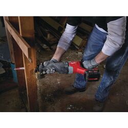 Аккумуляторная сабельная пила Milwaukee M18 BSX-0 Thumb