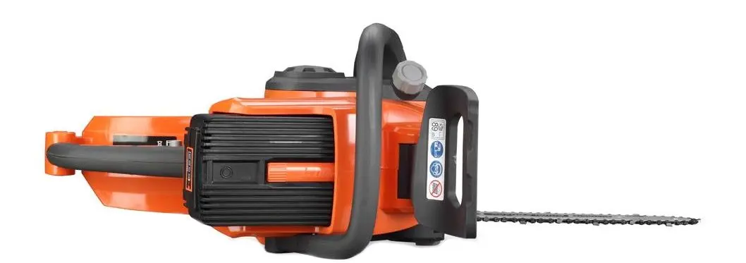 Fierastrau cu lant cu acumulator Redback E214C Solo