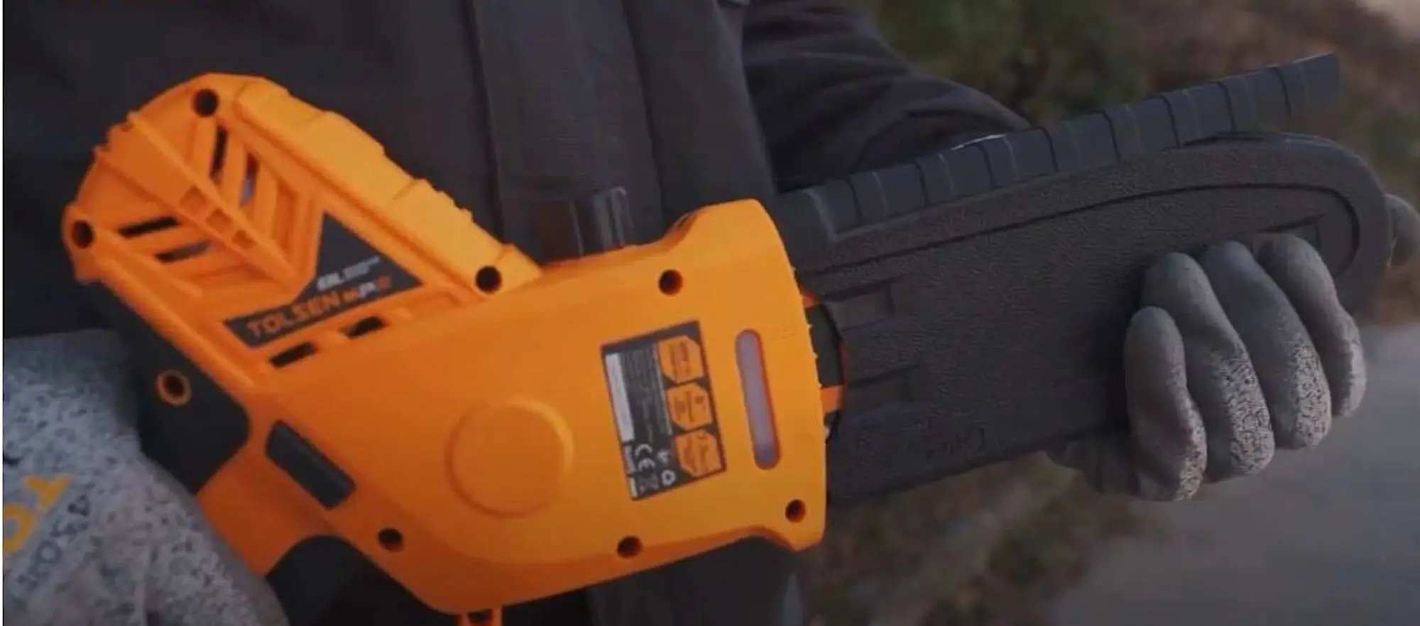 Ferastrau cu lant cu acumulator Tolsen 87366