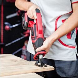 Аккумуляторная сабельная пила Worcraft CSS-S20Li Thumb