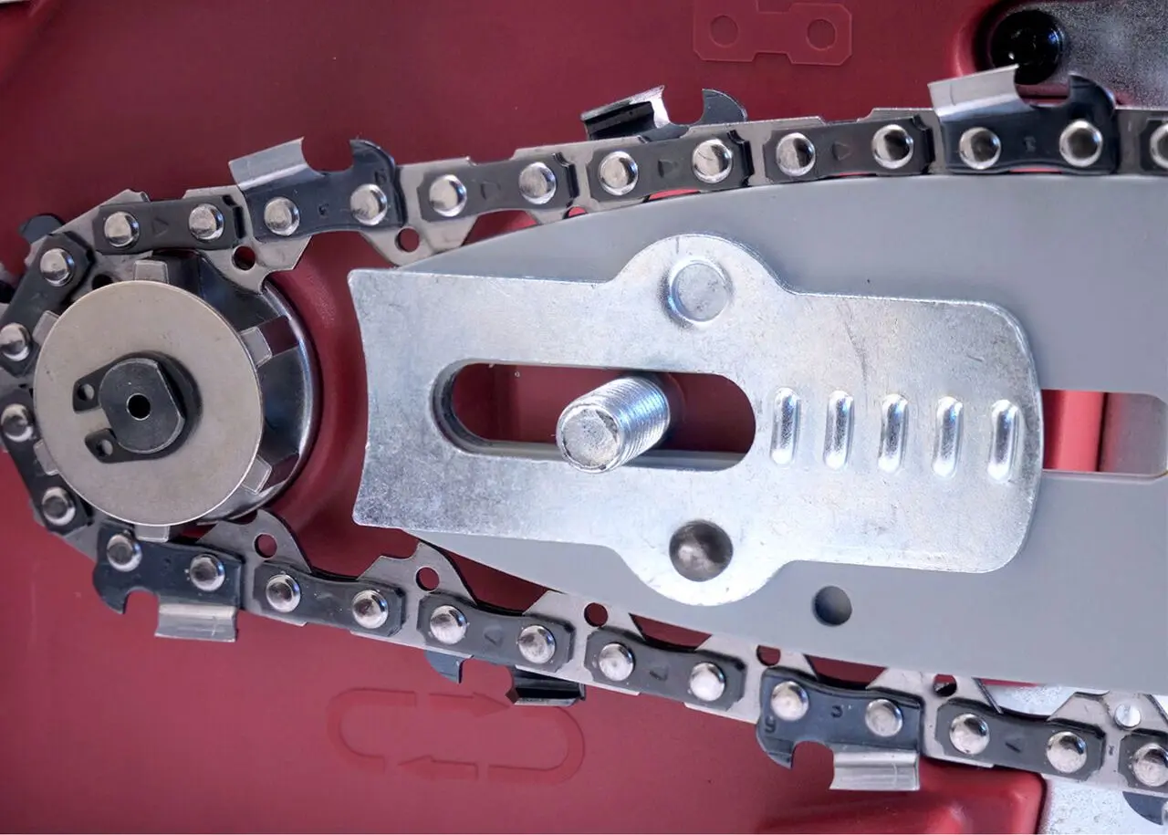 Цепная пила Worcraft CGC-S40Li - 9