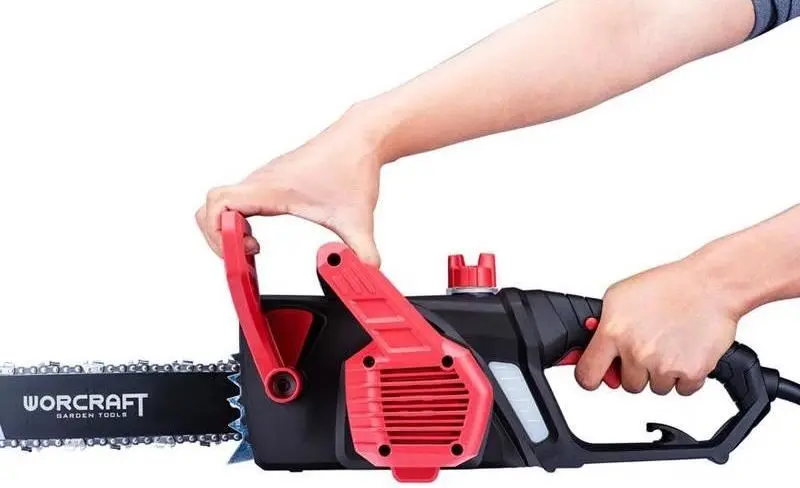 Fierastrau electric cu lant Worcraft 114020