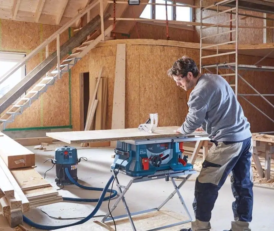 Ferestrau circular stationar Bosch GTS 635-216