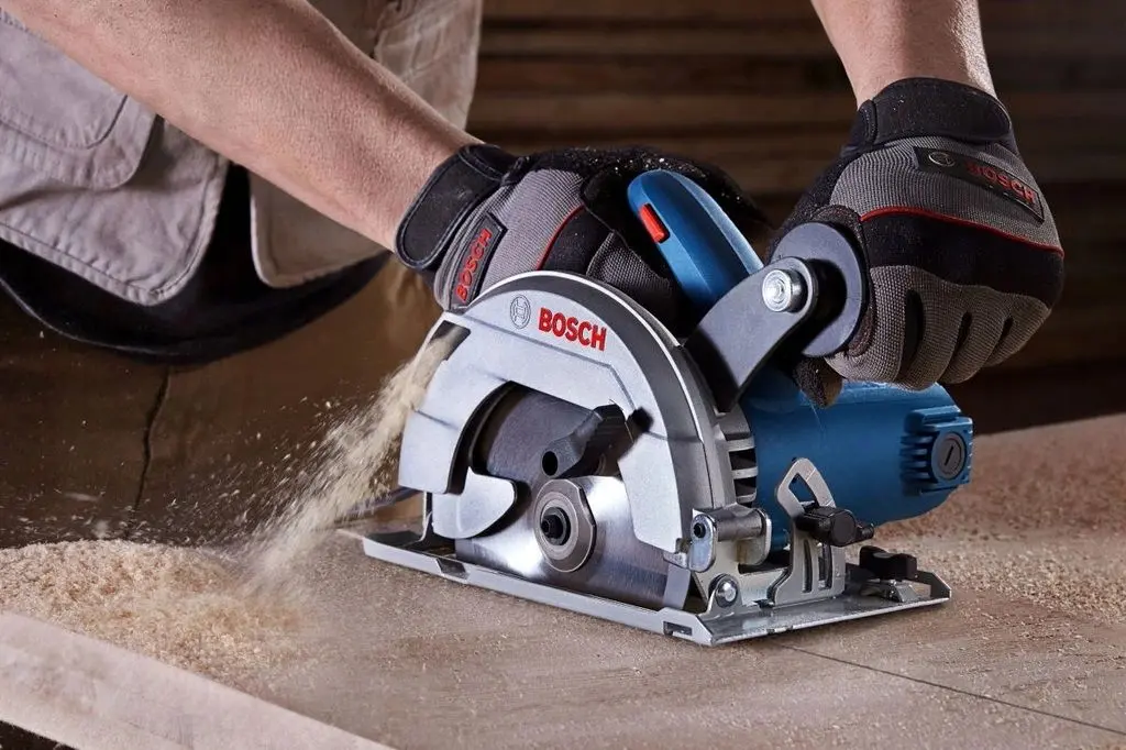 Fierastrau circular Bosch GKS 600