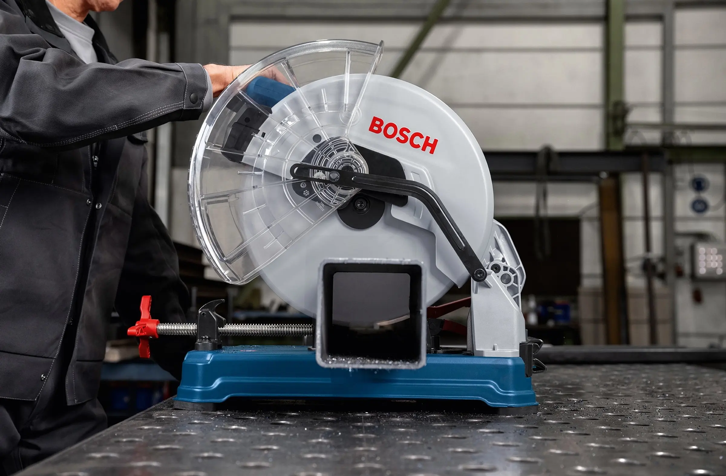 Пила циркулярная Bosch Professional GCD 18V-355 (0601B59000)