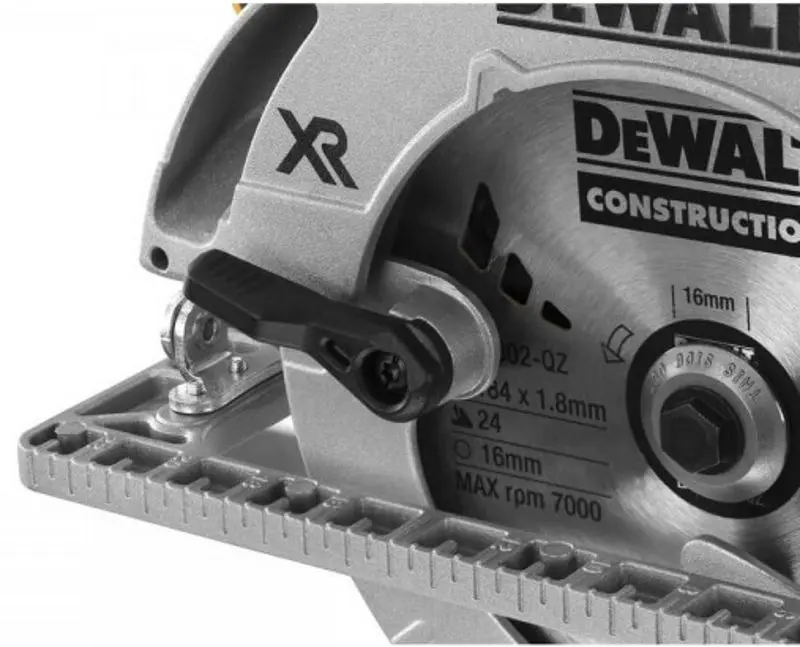 Fierastrau circular cu acumulator Dewalt DCS572NT Solo