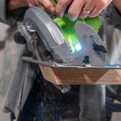 Ferastrau circular cu acumulator GreenWorks GD24CS Solo Thumb