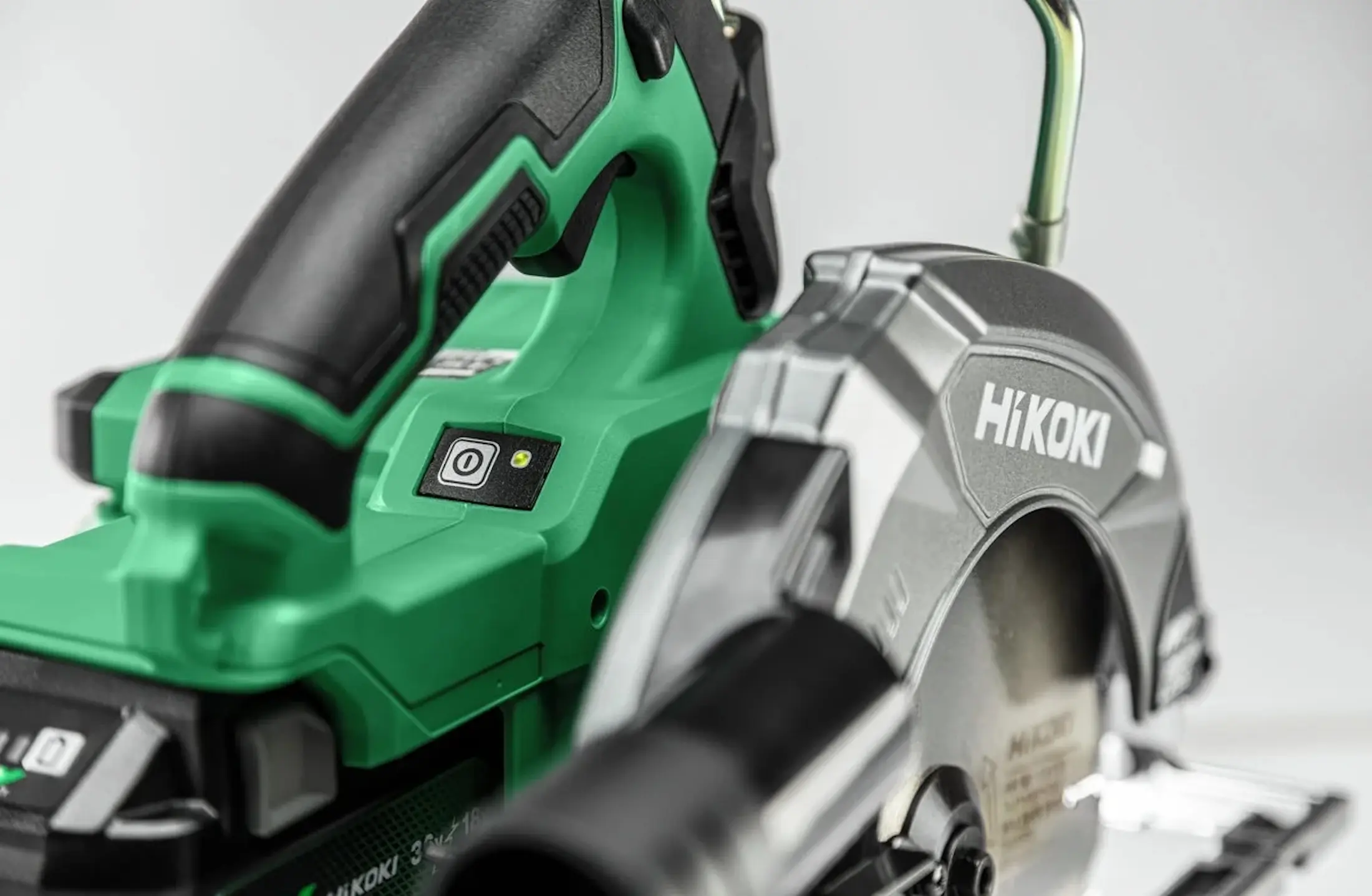 Fierastrau circular Hikoki C3607DBW2Z