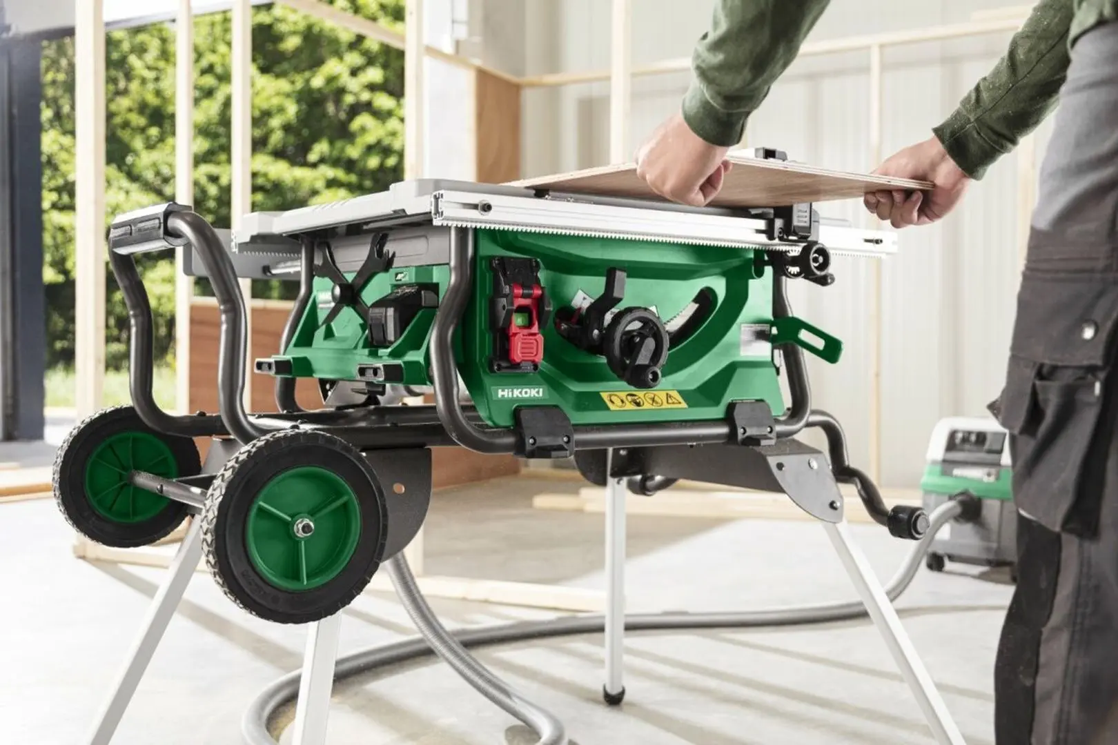 Ferastrau circular de banc Hikoki C3610DRJW4Z