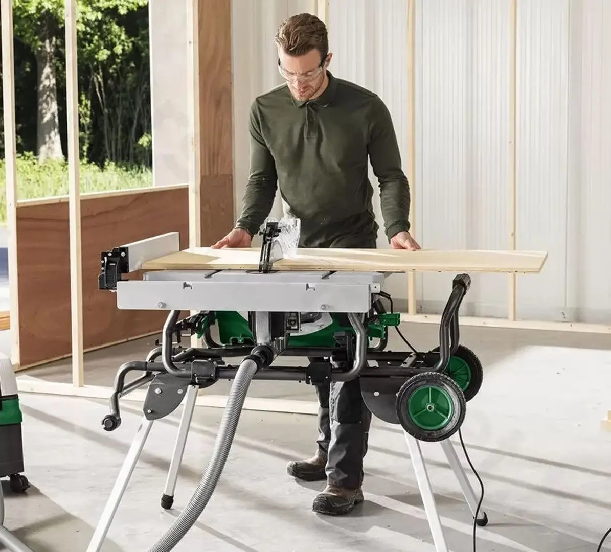 Ferastrau circular de banc Hikoki C3610DRJW4Z