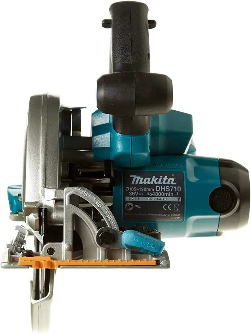 Аккумуляторная циркулярная пила Makita DHS710Z