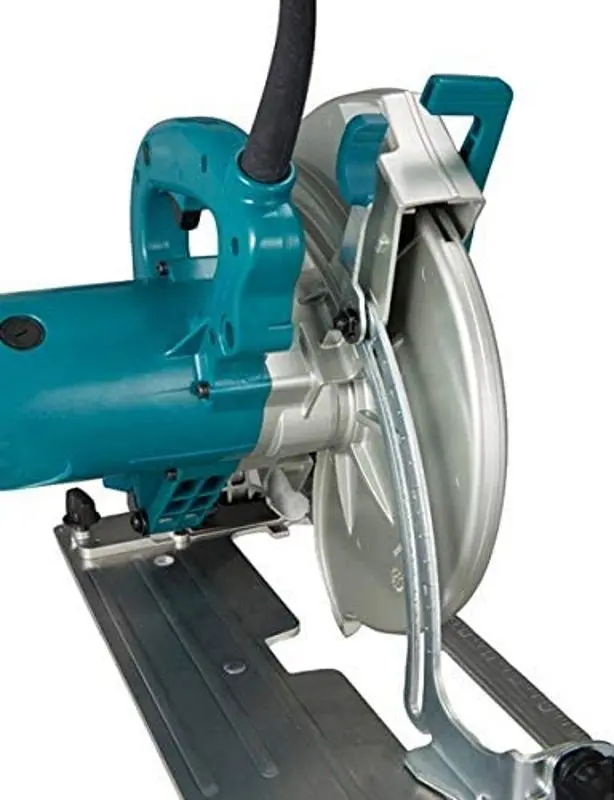 Fierastrau circular Makita HS0600