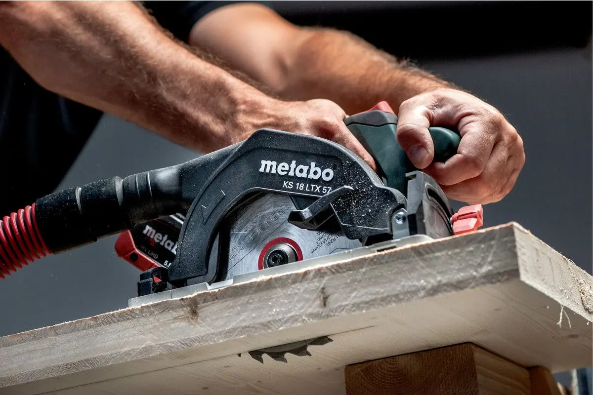 Аккумуляторная дисковая пила Metabo KS 18 LTX 57