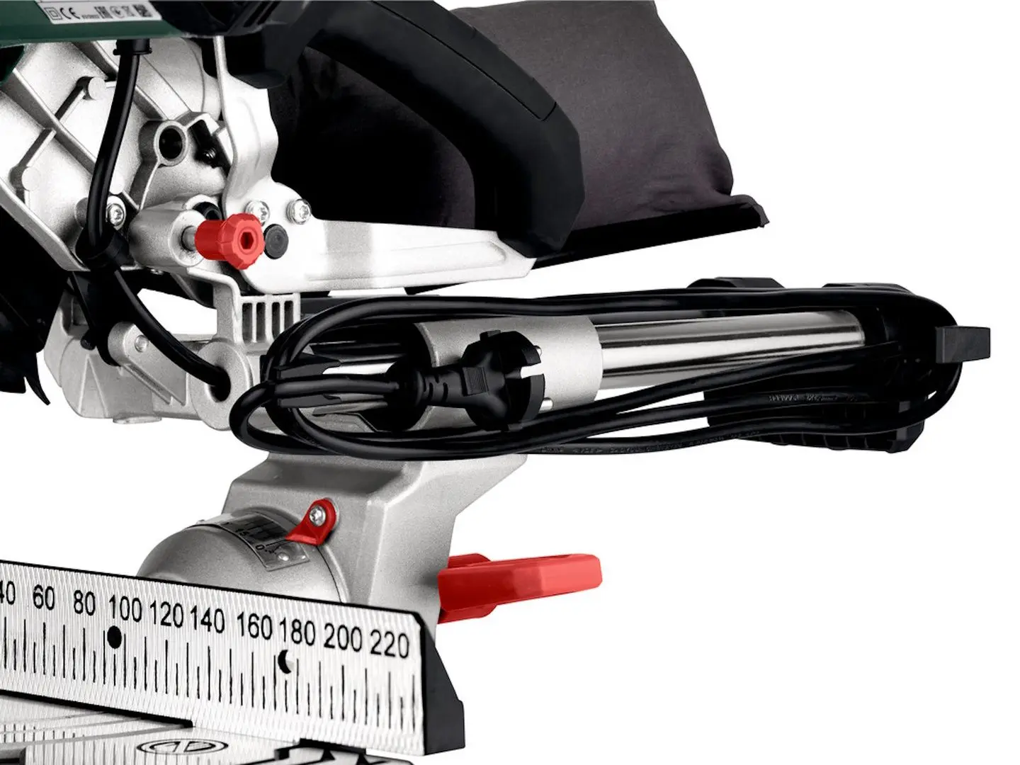 Пила торцовочная Metabo KGS 216 M