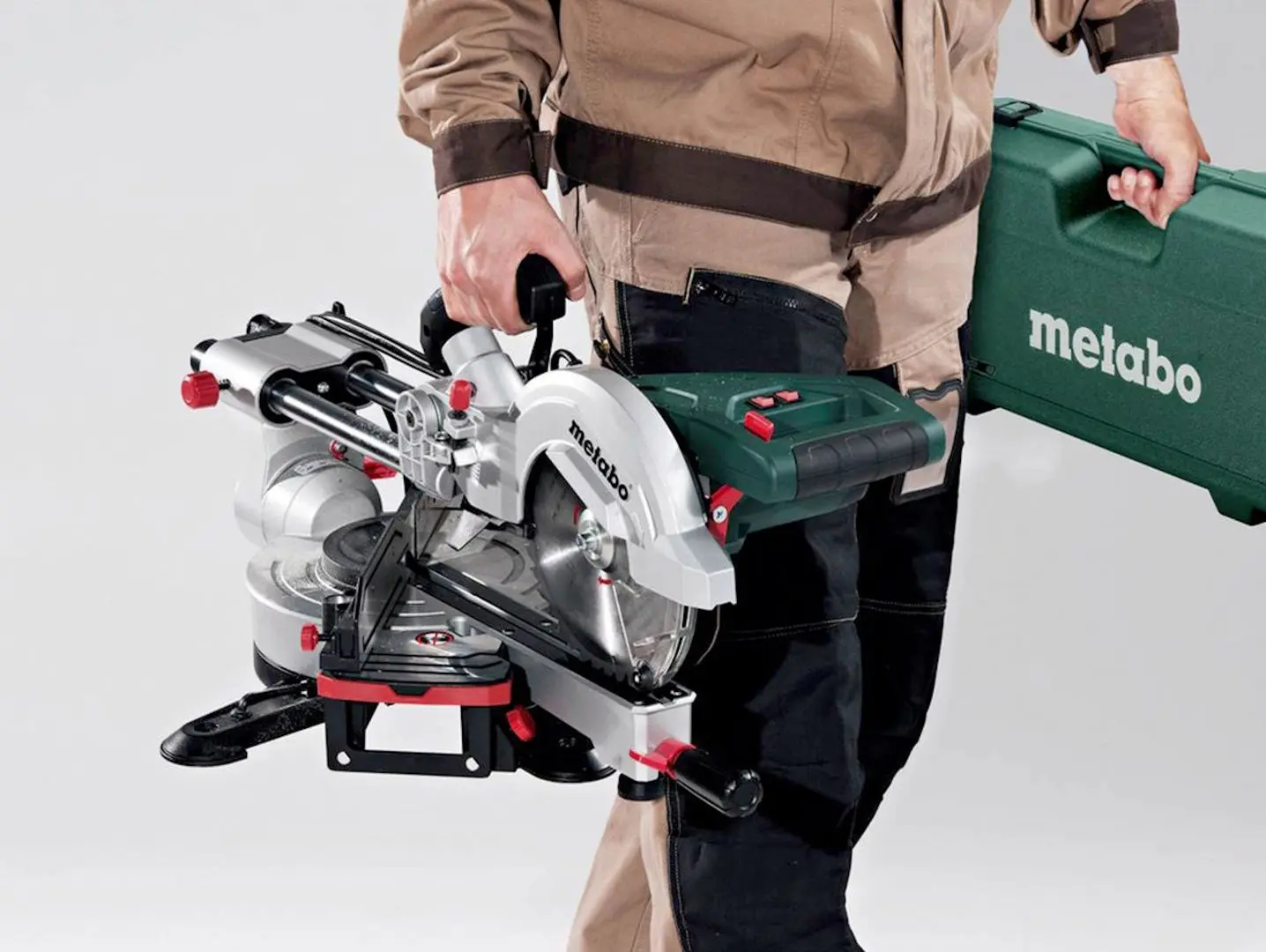 Пила торцовочная Metabo KGSV 216 M