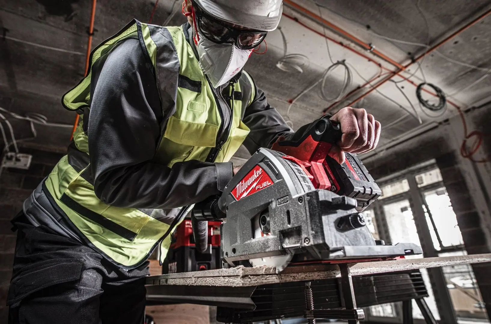 Пила циркулярная Milwaukee M18 FPS55-0P