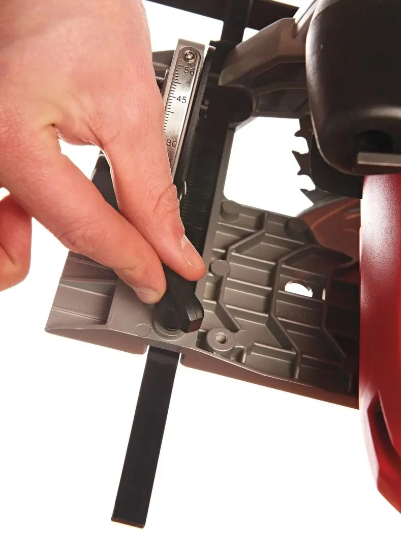 Ferastrau circular Milwaukee CS60