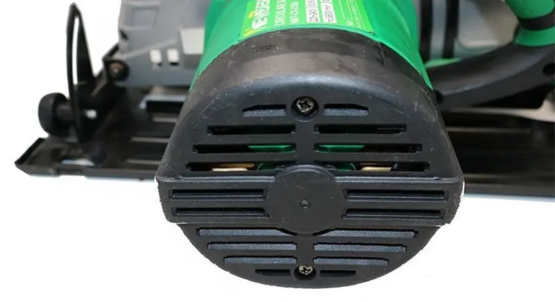 Дисковая пила Newbeat NBT-CS-235A