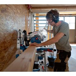 Пила торцовочная Bosch Professional GCM 18V-305 GDC (Blue) Thumb