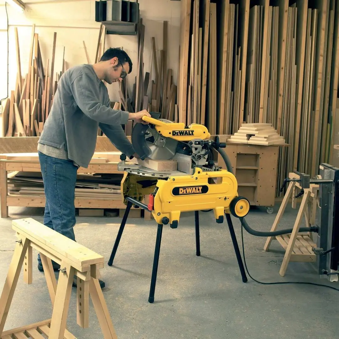 Комбинированная торцовочная пила Dewalt D27107XPS-QS - 4