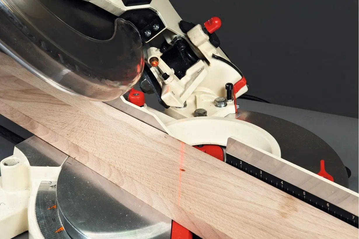 Торцовочная пила Jet JMS-8L