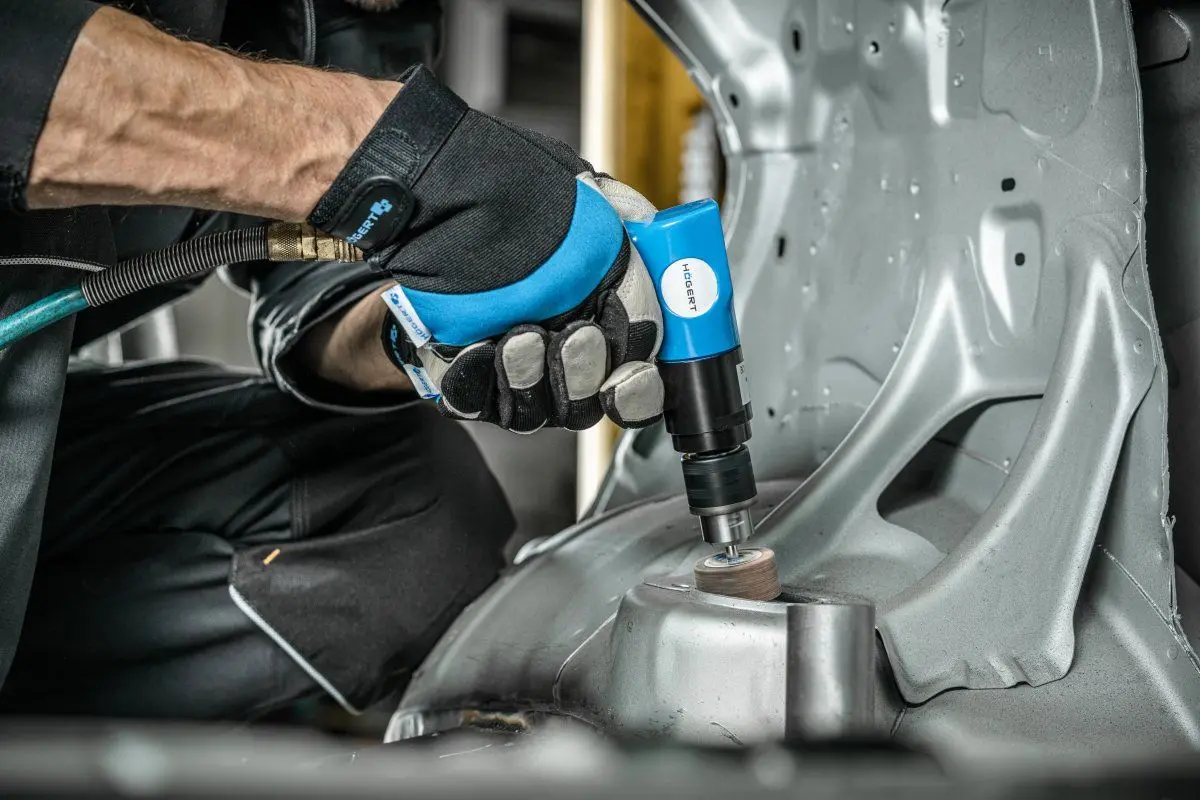 Пневматический гайковерт Hoegert HT4R635