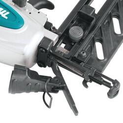 Пневматический нейлер Makita AF601 Thumb