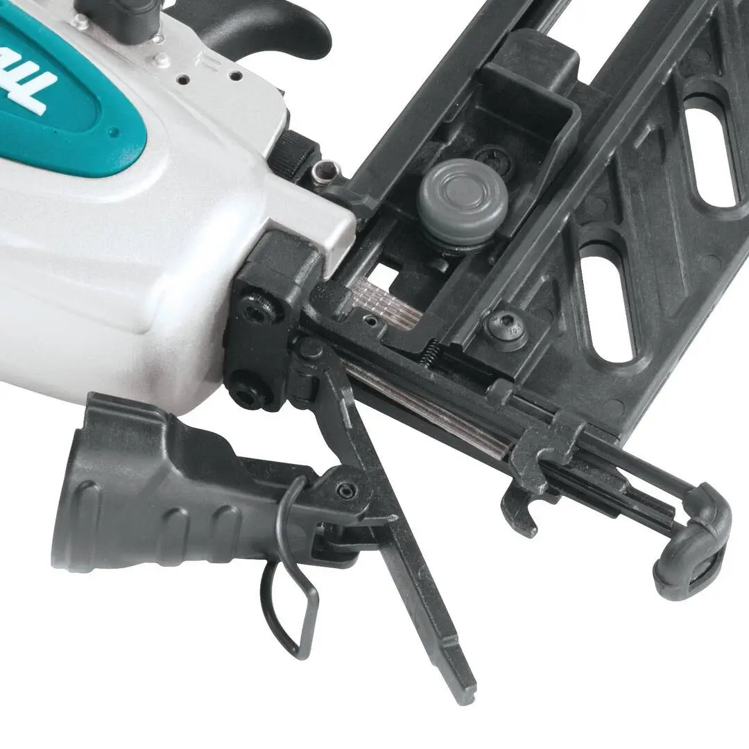 Пневматический нейлер Makita AF601
