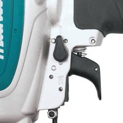 Пневматический нейлер Makita AF601 Thumb