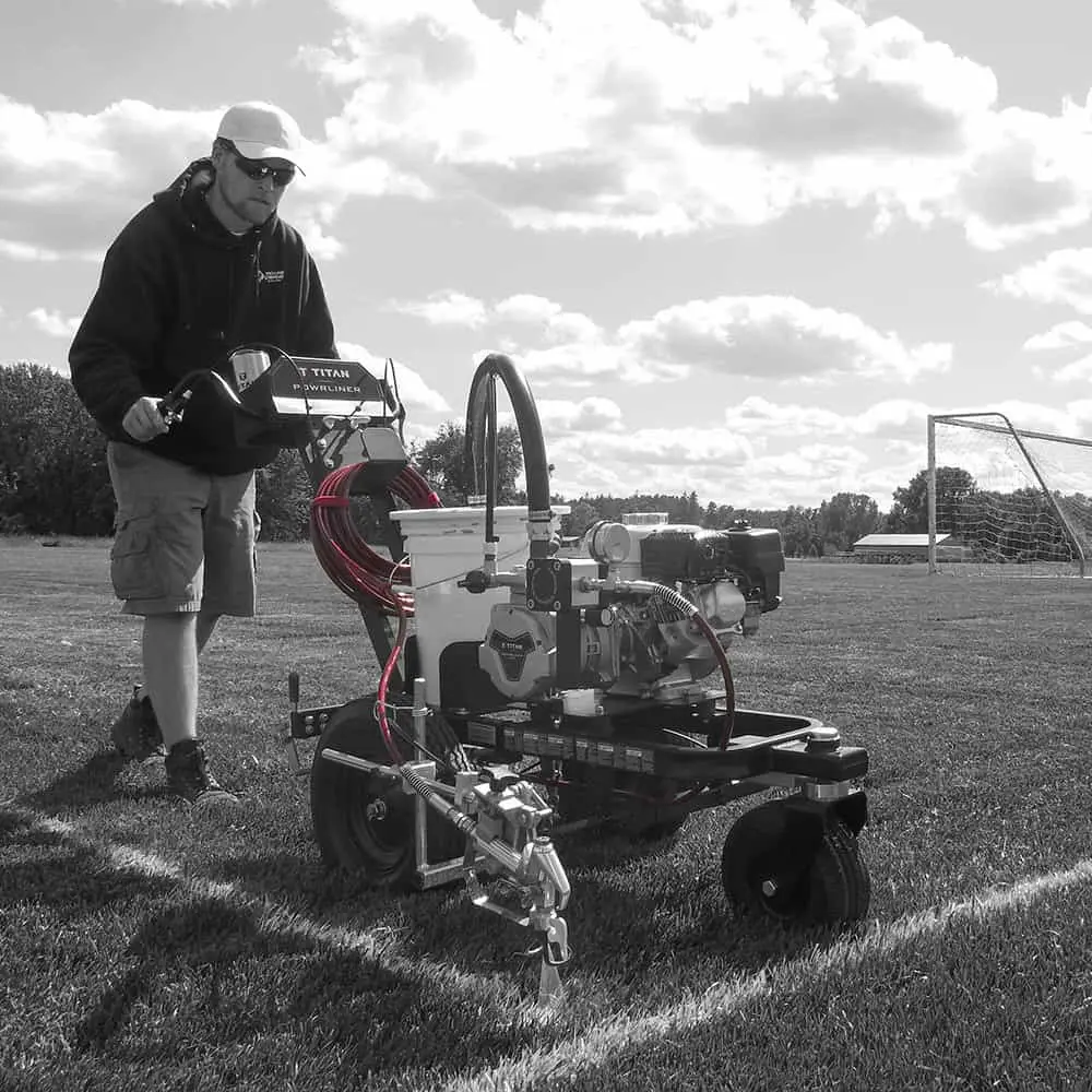 Echipament pentru trasat marcaje Titan PowerLiner 2850