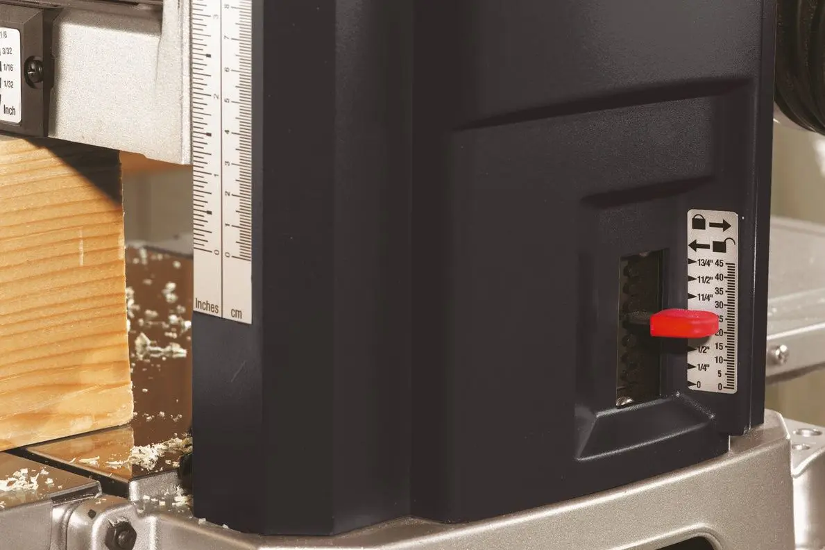 Masina de rindeluit Metabo DH 330