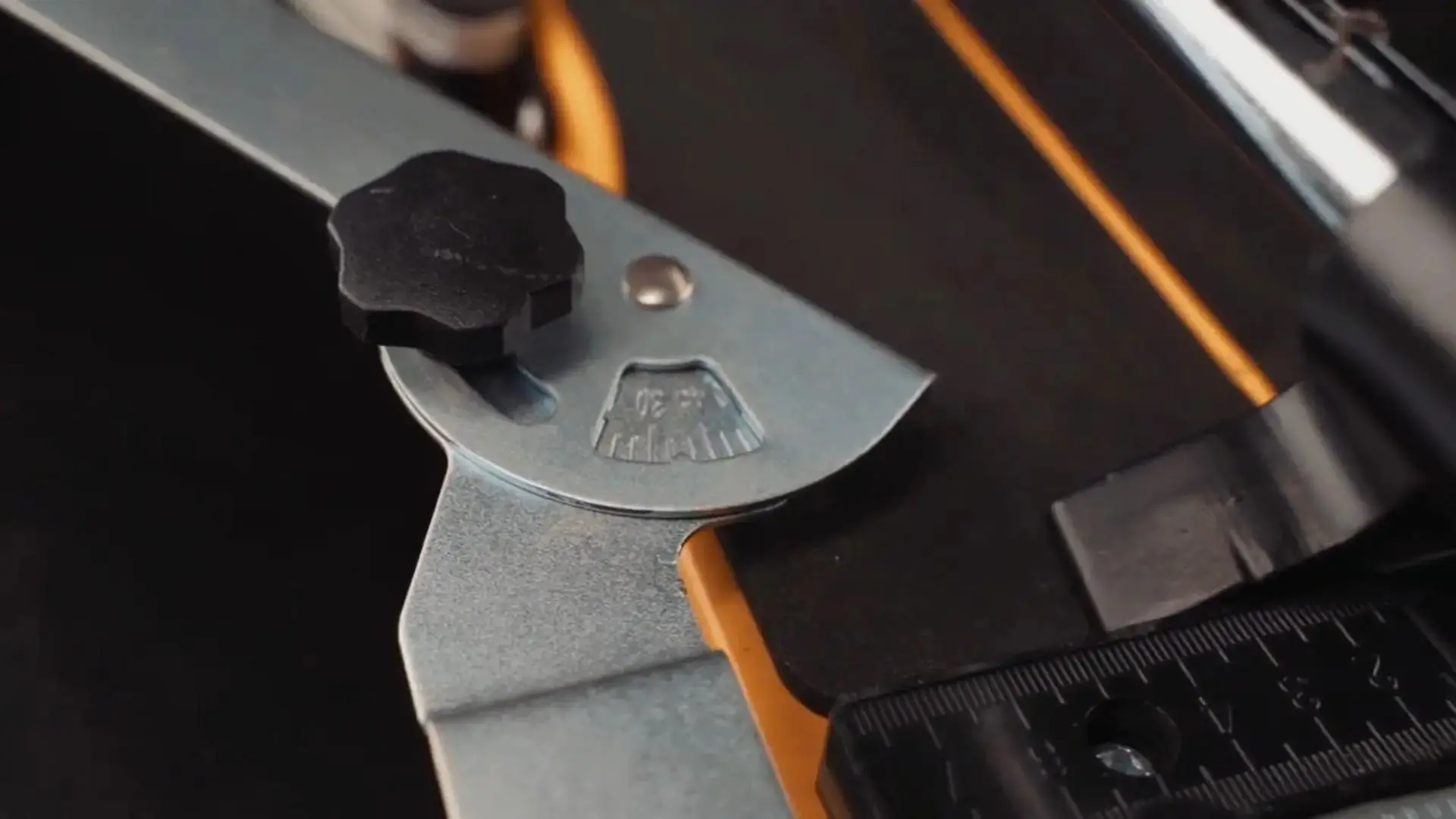 Плиткорез ручной Tolsen 41036