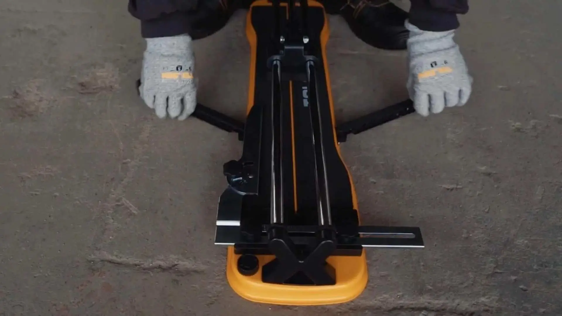 Плиткорез ручной Tolsen 41036