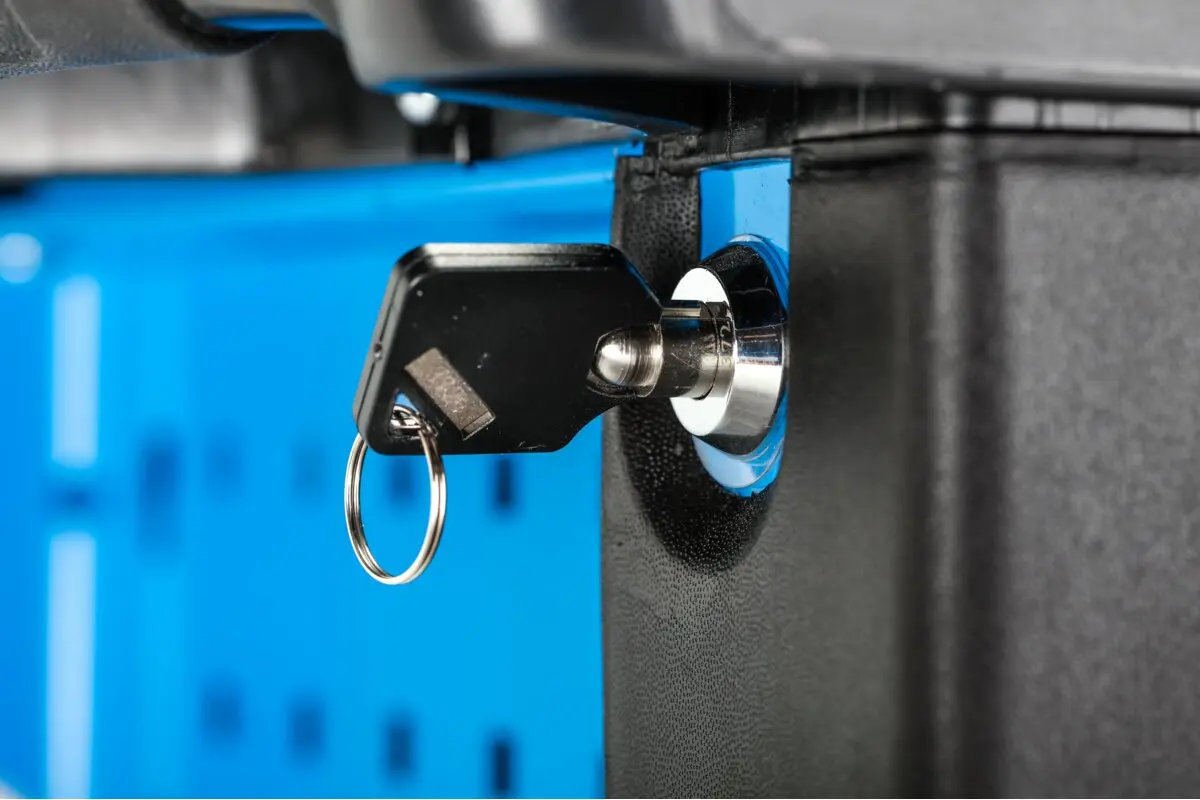Тележка инструментальная Hoegert HT7G046 (Black/Blue) - 5