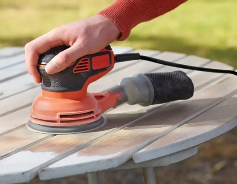 Slefuitor orbital rotund Black&Decker KA199