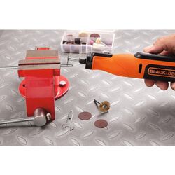 Гравер аккумуляторный Black&Decker BCRT8IK Thumb