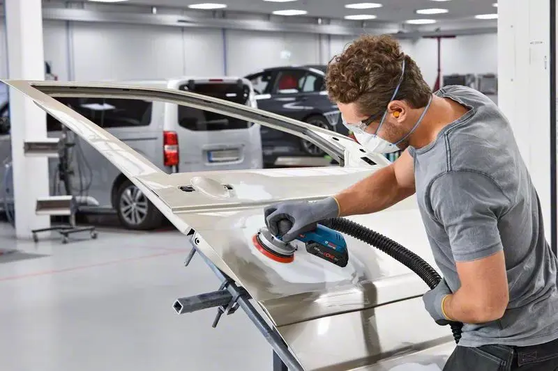 Аккумуляторная эксцентриковая шлифмашина Bosch GEX 18V-125 Solo