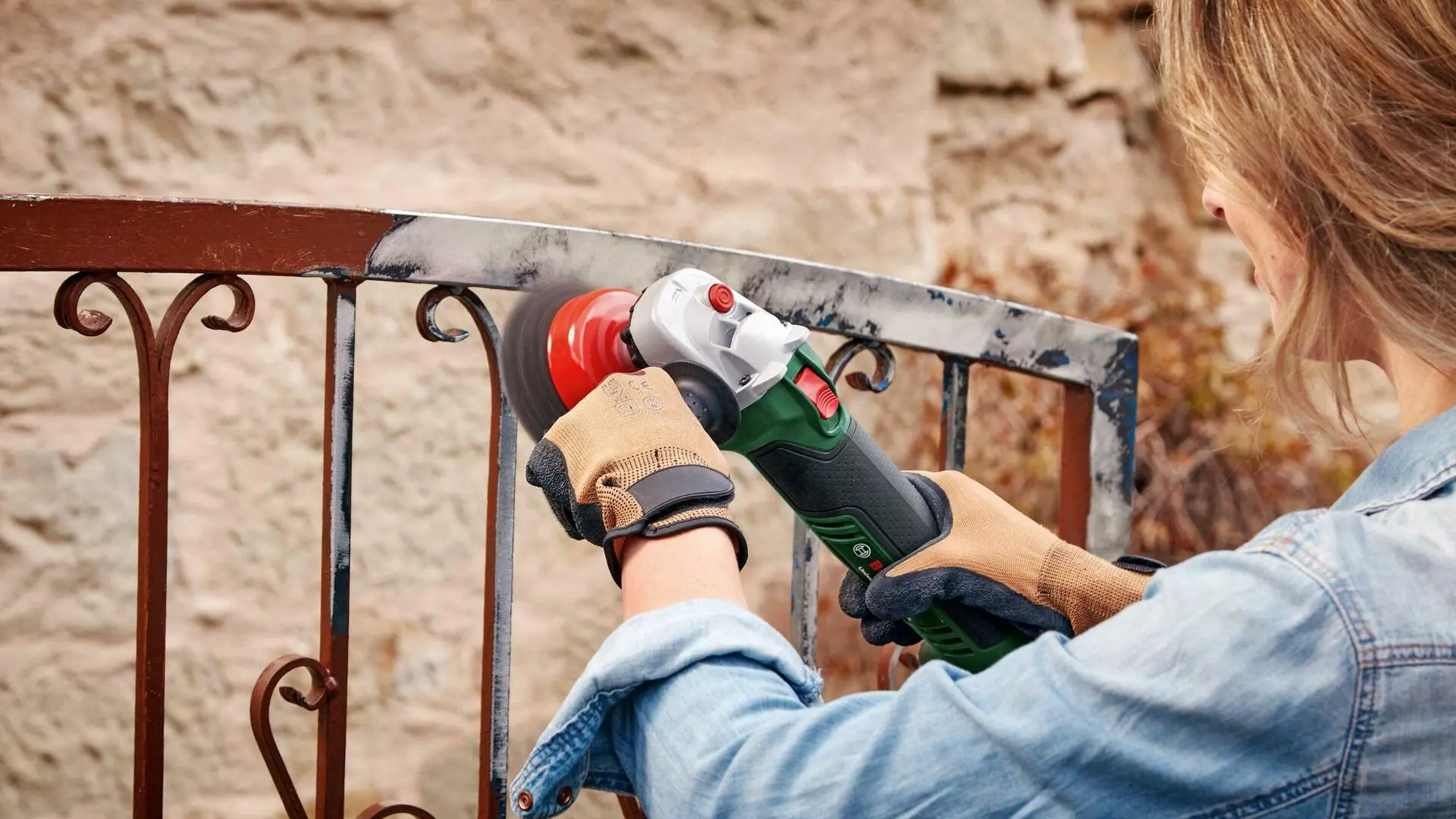 Masina de slefuit unghiulara cu acumulator Bosch UniversalGrind 18V-75 (06033E5000)