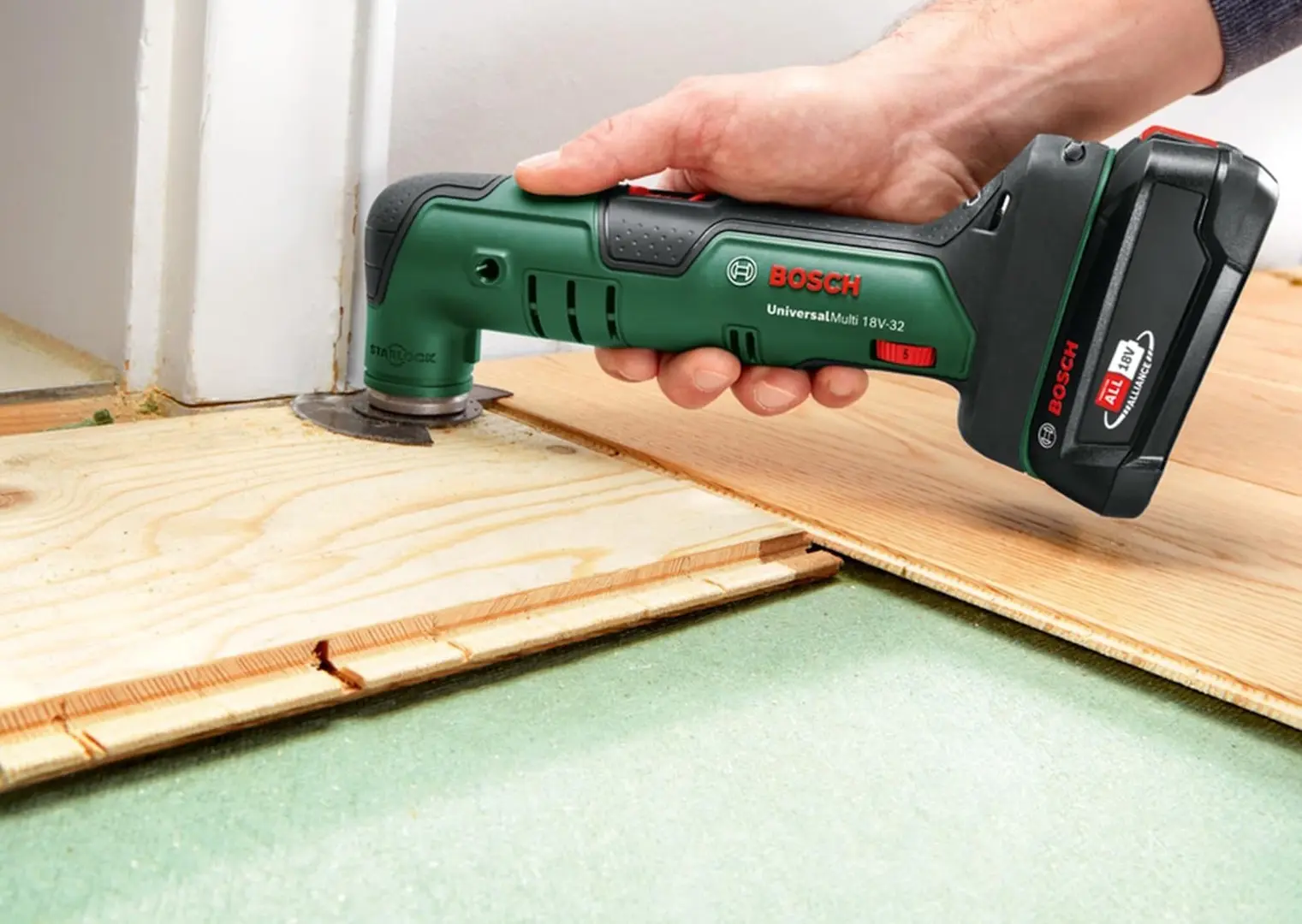 Instrument multifunctional cu acumulator Bosch UniversalMulti 18V-32 (603105000) - 4