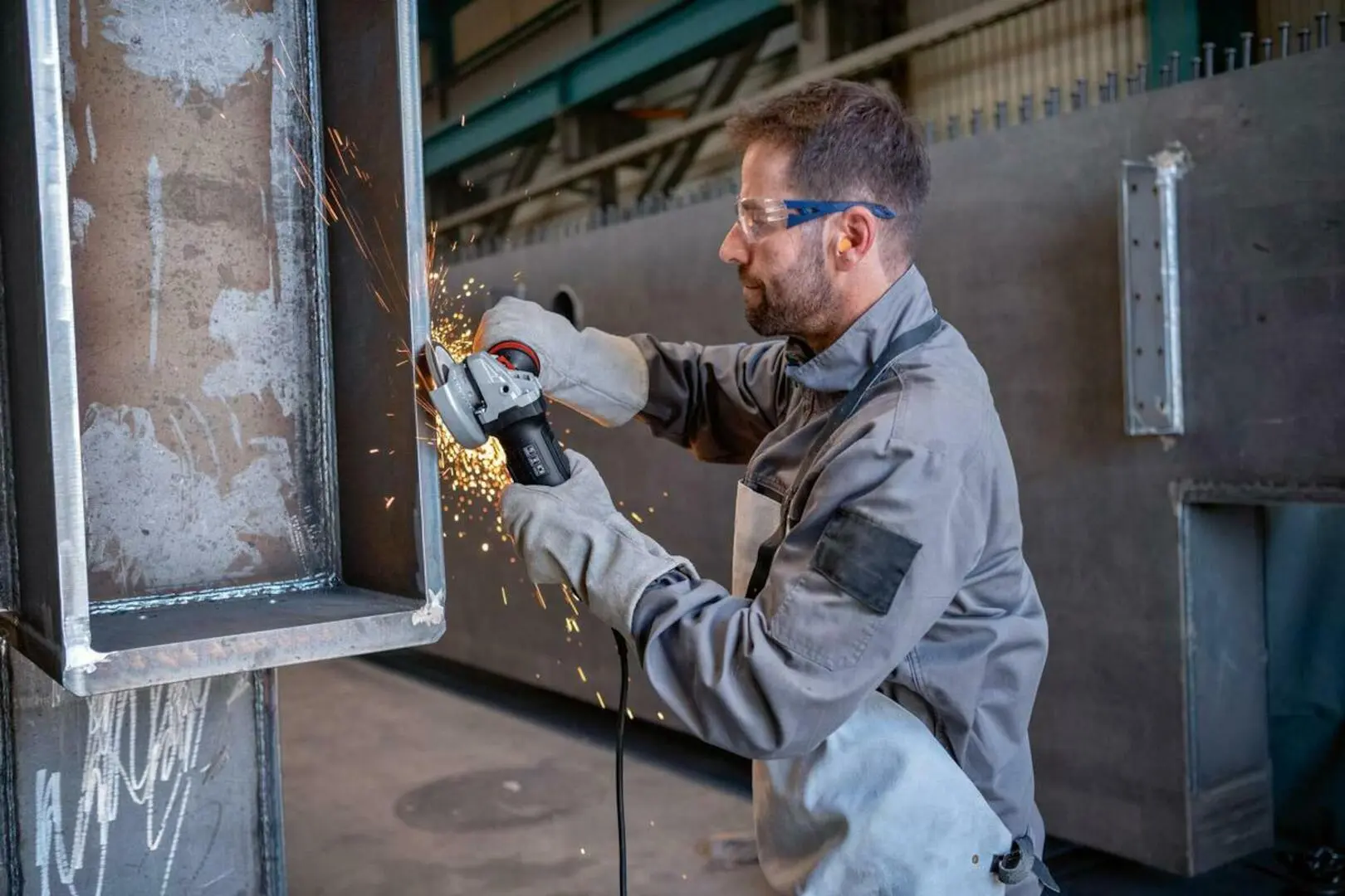 Угловая шлифовальная машина Bosch GWS 17-125 PS (06017D1300) - 5