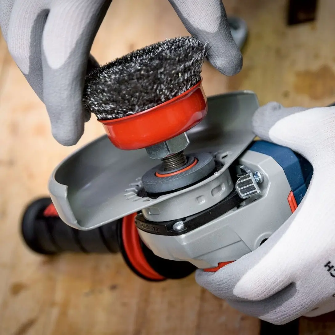 Masina de slefuit unghiulara Bosch GWS 19-125 CI