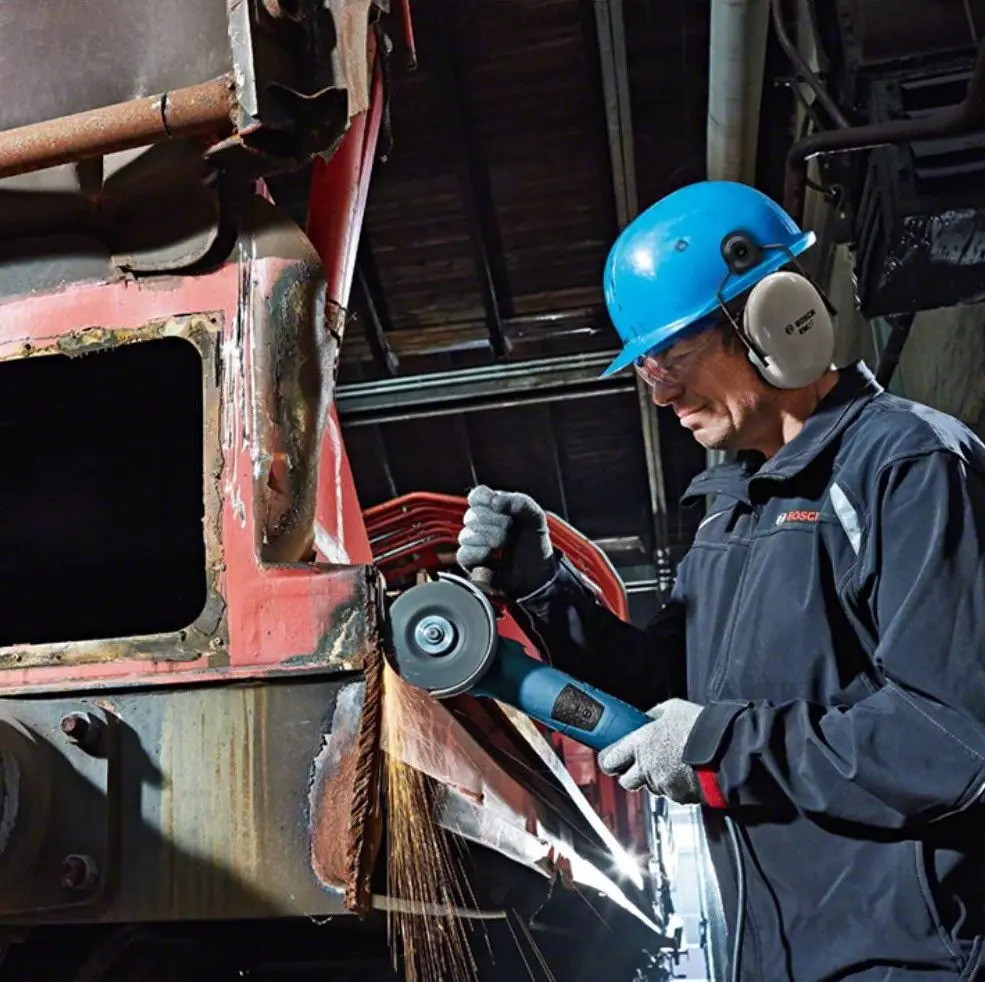 Masina de slefuit unghiulara Bosch GWS 19-125 CI